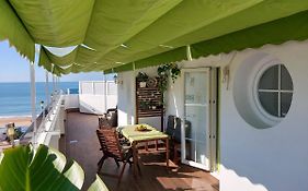 Atico Victoria Beach